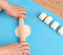 משטח סיליקון לרידוד בצק ואפייה XL משטח סיליקון לרידוד בצק ואפייה XL